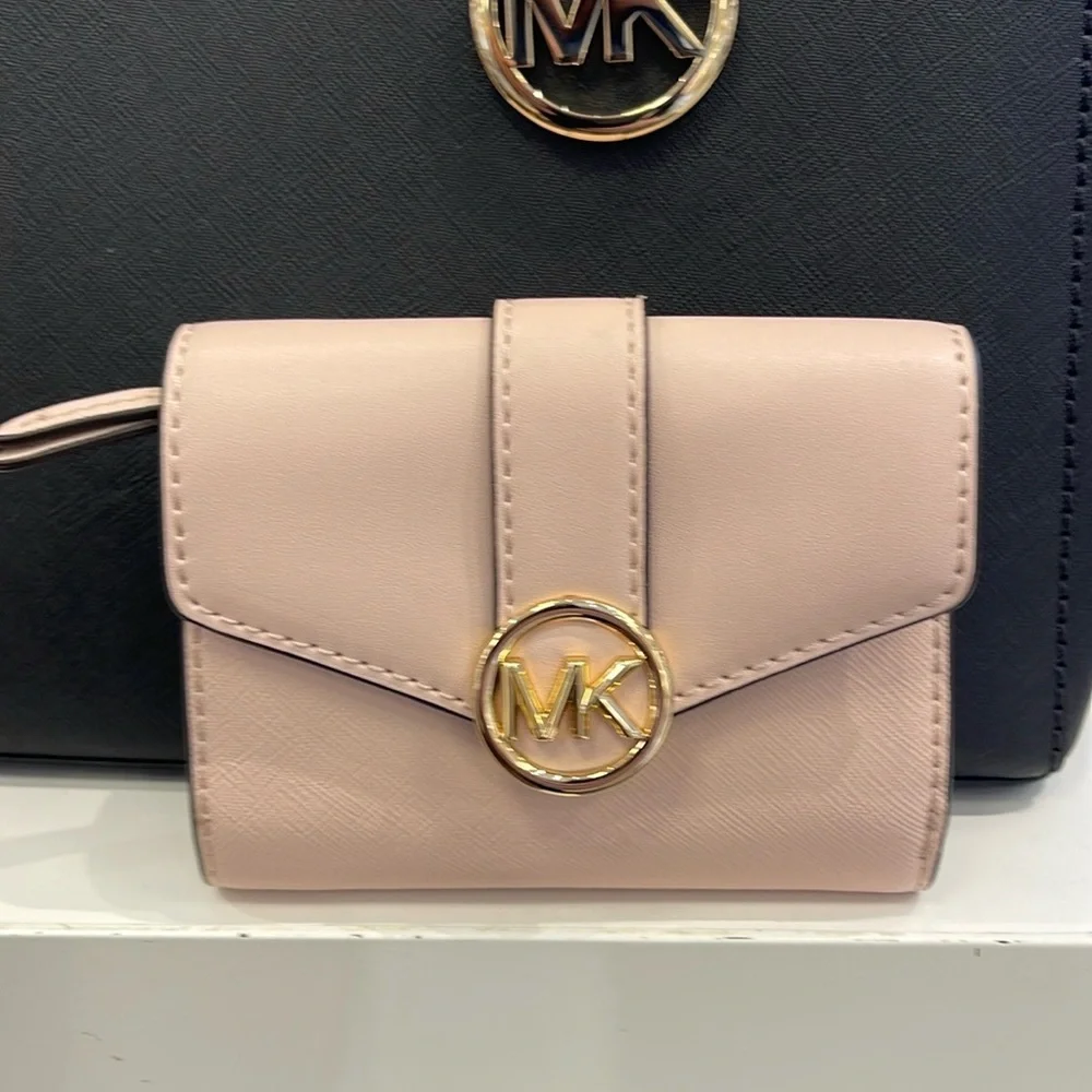 MICHAEL KORS Carmen Medium Faux Leather Wallet Powder Blush  NWT